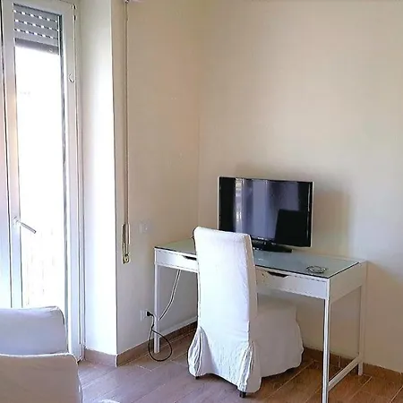 Guest house Cozy 2*