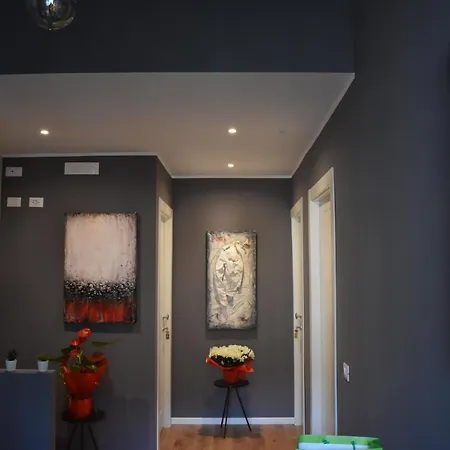 Gallery House 59 * Rome