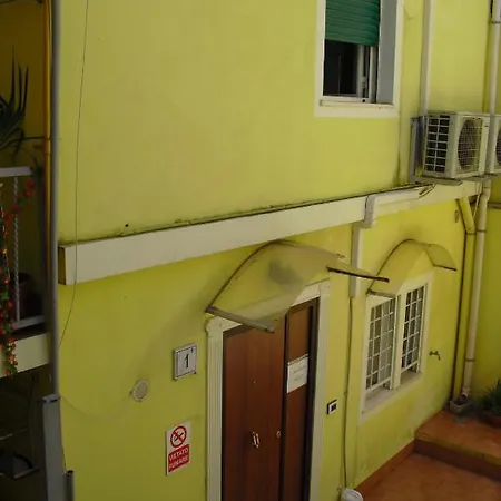 Asian Rest House Hotel 3*