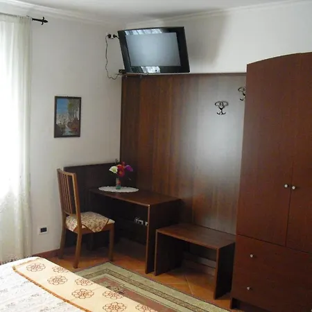Asian Rest House 3* Rome