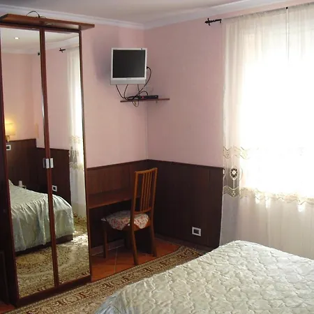 Asian Rest House Hotel Rome
