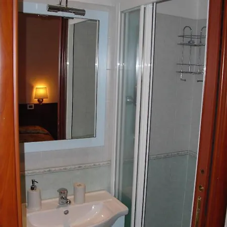 Asian Rest House 3* Roma