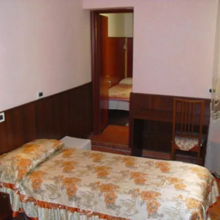 Asian Rest House Hotel