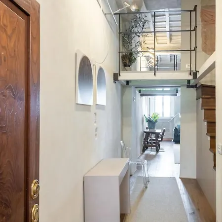 Design Apt Near Spanish Step