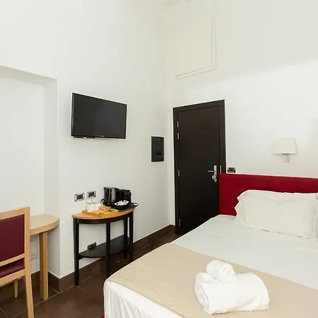 Suitinn19 3* Roma