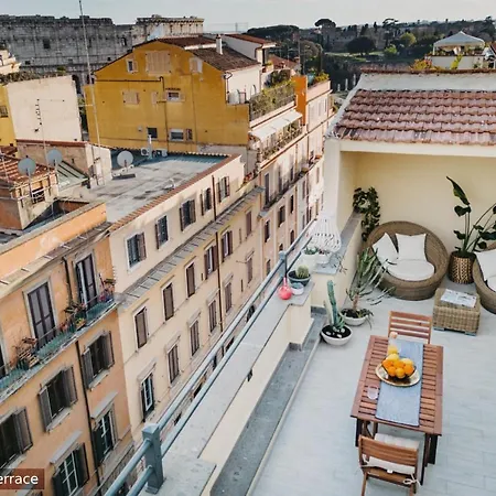 Apartment La Polveriera, Eleganti E Luminosi Vicino Al Colosseo Rome