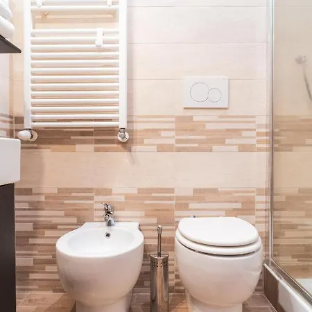Royal - Elegante Nel Cuore Di Guest house *