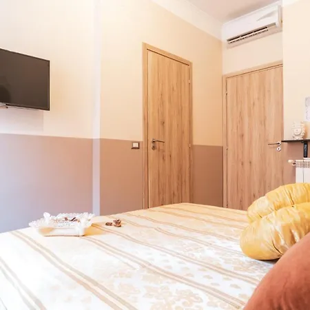 Guest house Royal - Elegante Nel Cuore Di Rome