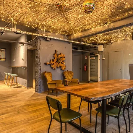 Hostel Trastevere * Rome