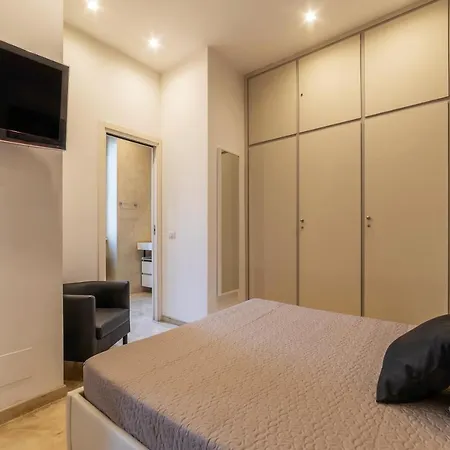 Apartment Bright Near Borghese Rome