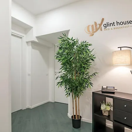 Glint House Guest house *