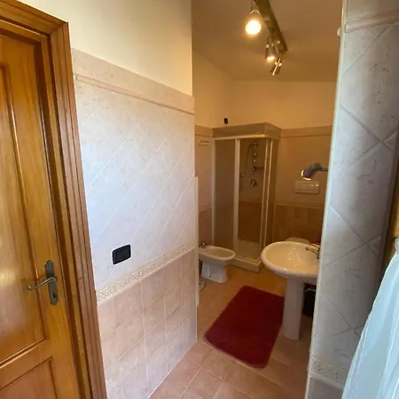 Casa Cirella Near Anagnina Metro Apartment *