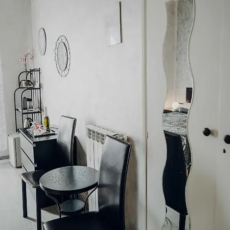 Bed Pegaso Bed & Breakfast Rome