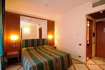 Raeli Regio Отель 3*