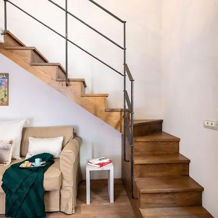 Design Apt Near Spanish Step Apartment