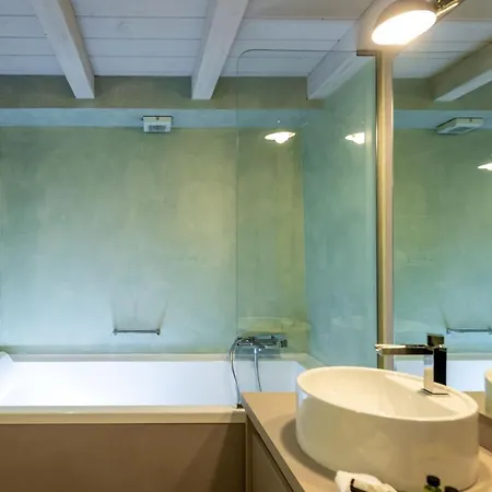 Design Apt Near Spanish Step * Rome