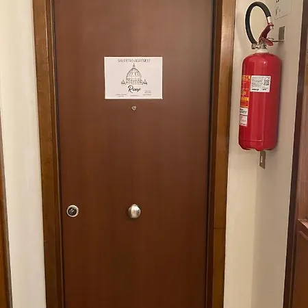 San Pietro Apartment *