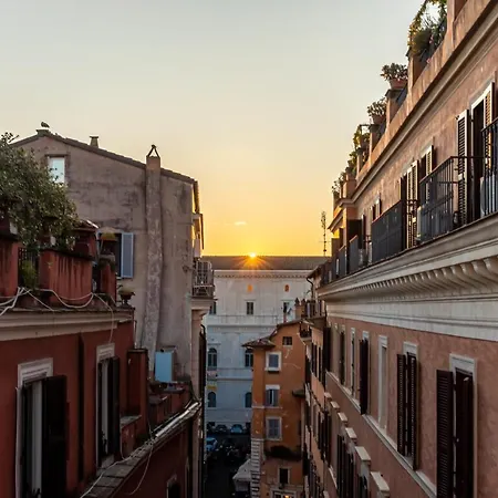 Rooftop Campo Dei Fiori 아파트 *