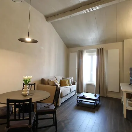 Apartament Elegant And Luxury @altare Della Patria