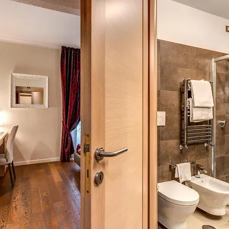 Boutique 4* Roma