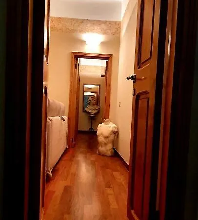 Apartment 1878s By Aat- Luxury Historic House Piazza Di Spagna Rome