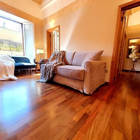 Apartment 1878s By Aat- Luxury Historic House Piazza Di Spagna Rome