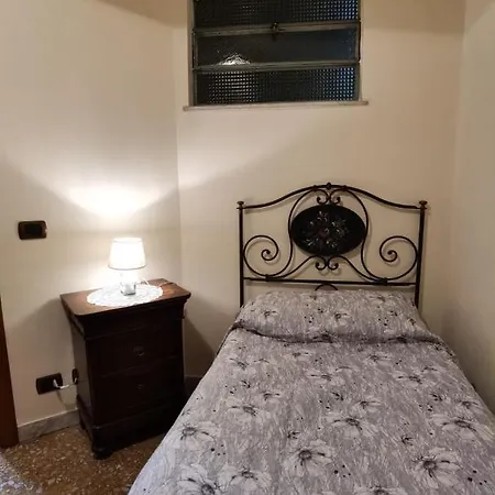 Apartment Per Turisti E Famiglie Rome