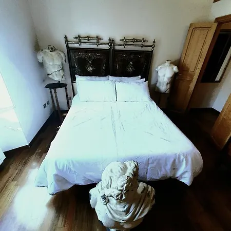 Apartment 1878s By Aat- Luxury Historic House Piazza Di Spagna *