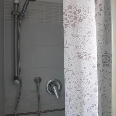 Apartment Mari In Cima Collina Rome