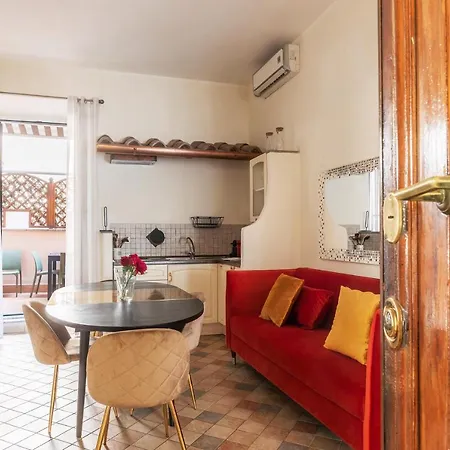 Apartamento 4-rooms Flat At Vatican *