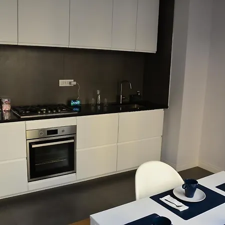 La Finestra Apartment