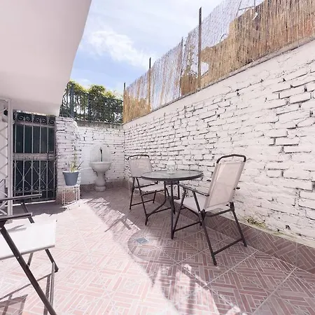 With Terrace In The Heart Of Pigneto Apartment