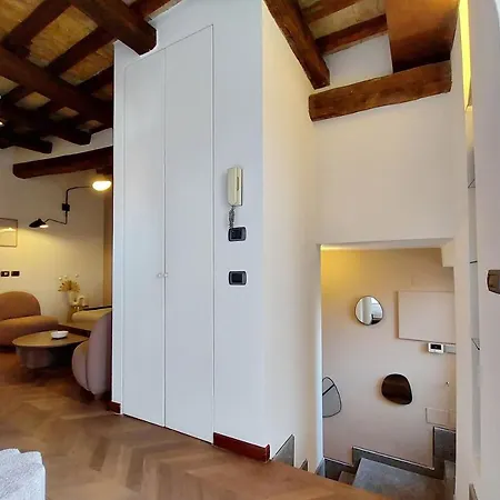 Apartment Ych Elegant Flat With Terrace To Trastevere Rome
