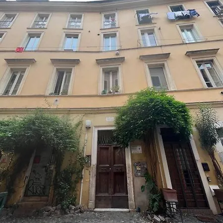 Casa Tasteverina Apartment