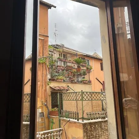 Casa Tasteverina *