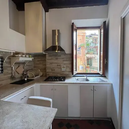 Casa Tasteverina * Rome