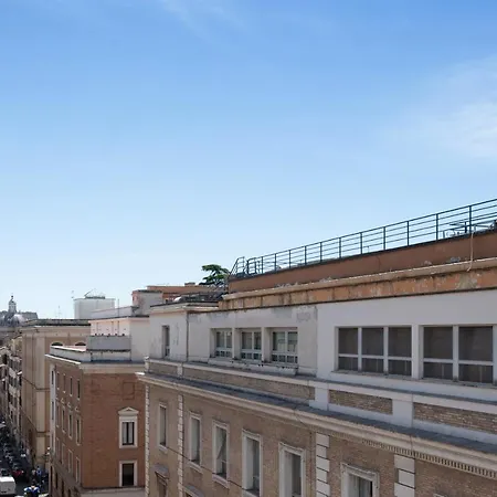 Apartment Colosseo Stylish Penthouse *