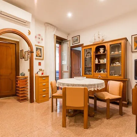 Apartment Family Rome