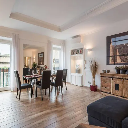 The Best Rent - Elegant Three-bedroom A Few Steps From Fontana Di Trevi Apartment *