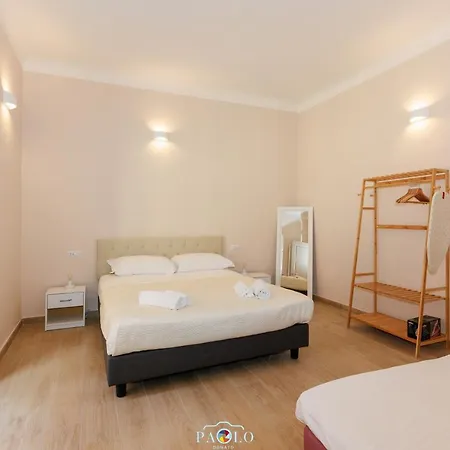 Domus Degli Dei Apartment *