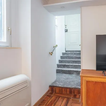 Trastevere San Calisto 3 Bdr Рим