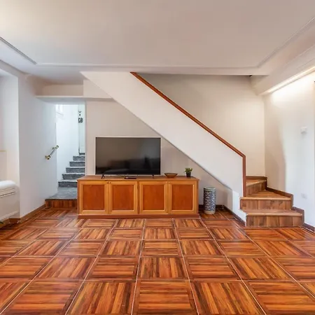 Trastevere San Calisto 3 Bdr Апартаменты