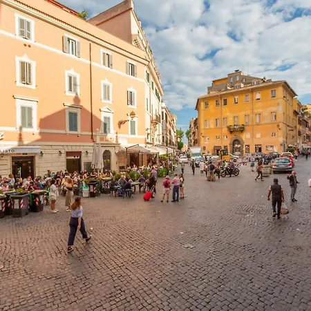 Апартаменты Trastevere San Calisto 3 Bdr Рим