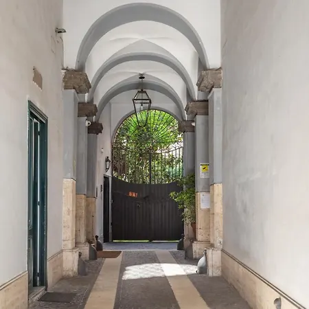 Trastevere San Calisto 3 Bdr * Рим