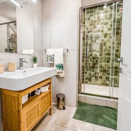 Apartment Casa 3 Santi, Your Contemporary In Rom