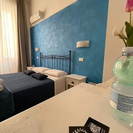 Ad Cavour Luxury - By Ad Πανσιόν *