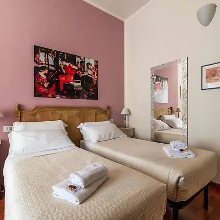 Apartment 4-rooms Flat At Vatican *
