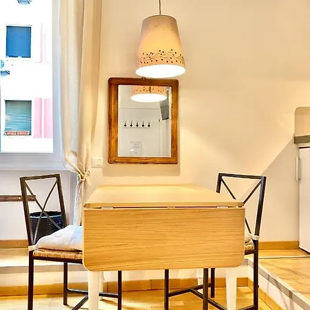 Bed & Breakfast Roome B&B