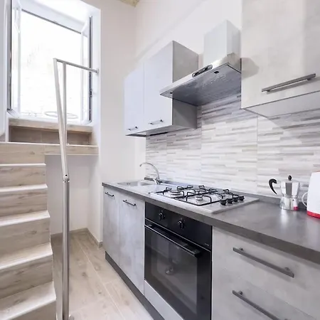 With Terrace In The Heart Of Pigneto Apartment