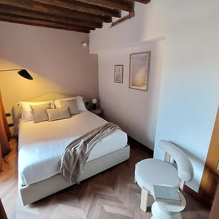Ych Elegant Flat With Terrace To Trastevere Apartment *